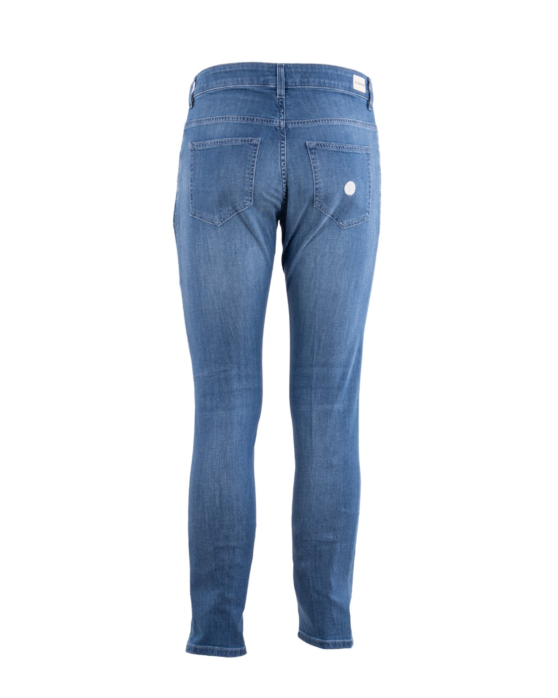 shop DON THE FULLER  Jeans: Don The Fuller jeans "Yaren".
Vestibilità affusolata.
Lavaggio azzurro.
Bottone oro-rosa, etichetta in pelle ricamata, cuciture e punti gialli, leggera carteggiatura.
Composizione: 98,5% Cotone, 1,5% Elastan.
Made in Italy.. YAREN M2S5009-D number 3094397